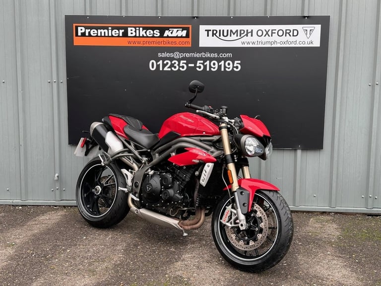 Stunning 2016/66 Triumph Speed Triple 1050 S Motorcycle