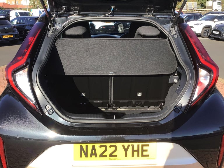 2022 Toyota Aygo X 1.0 VVT-i Edge Hatchback 5dr Petrol Manual Euro 6 (s/s) (72 ps) HATCHBACK Petr...
