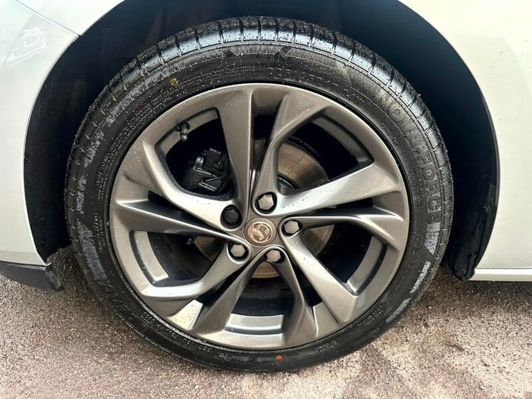 Vauxhall Astra SRI -6 SPEED, ONLY 66159 MILES, LANE ASSIST, REAR PARKING SENSORS
