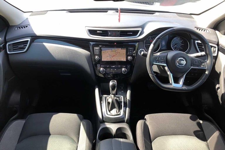 2021 Nissan Qashqai 1.3 DiG-T 160 [157] N-Connecta 5dr DCT Glass Roof HATCHBACK Petrol Automatic