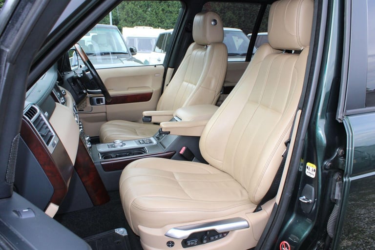 2010 Land Rover Range Rover 4.4 TD V8 Vogue SE Auto 4WD Euro 5 5dr ESTATE Diesel Automatic