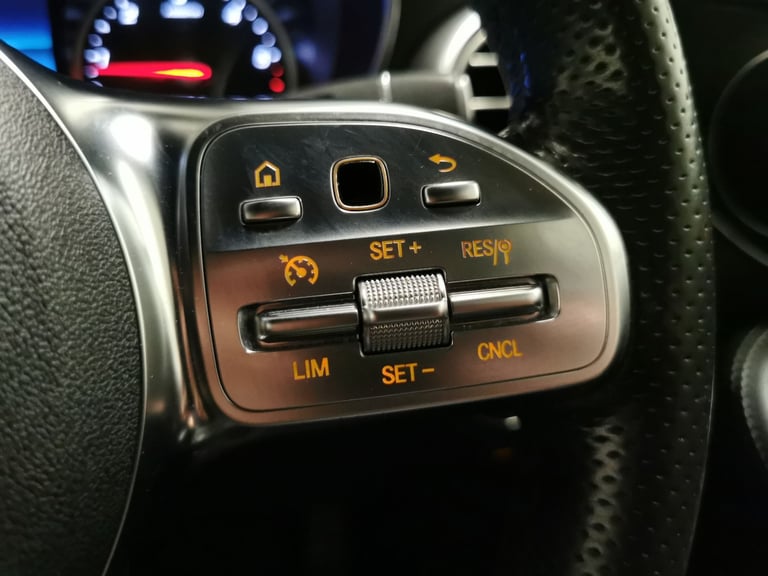 2020 Mercedes-Benz GLC 2.0 GLC220d AMG Line SUV 5dr Diesel G-Tronic+ 4MATIC Euro 6 (s/s) (194 ps)...