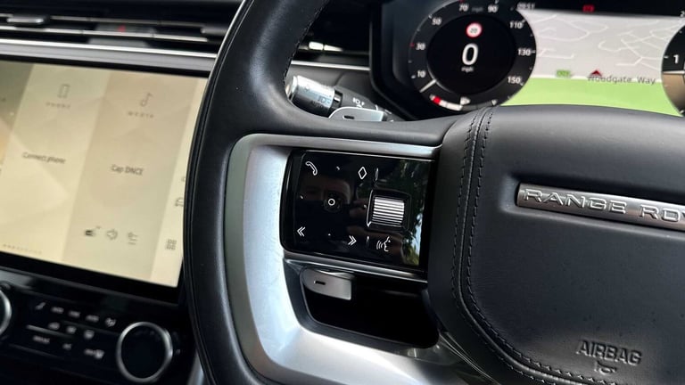  Land Rover Range Rover 3.0 D300 SE 4dr Auto SUV Diesel Automatic