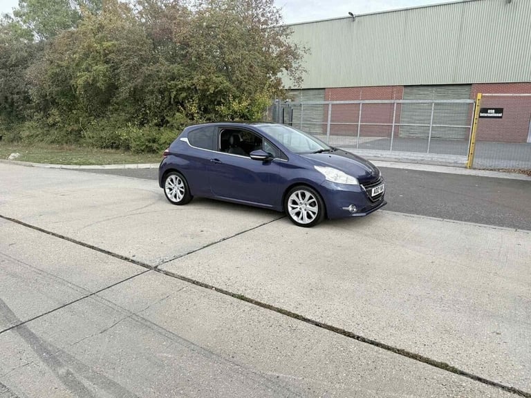 2012 Peugeot 208 1.6 e-HDi 115 Feline 3dr HATCHBACK Diesel Manual
