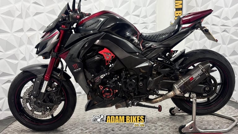 2016 Kawasaki ZR1000 | *WARRANTY PROVIDED*