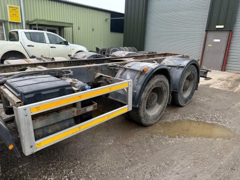 DAF CF 85.410 8x4 HUB REDUCTION MANUAL CHASSIS CAB