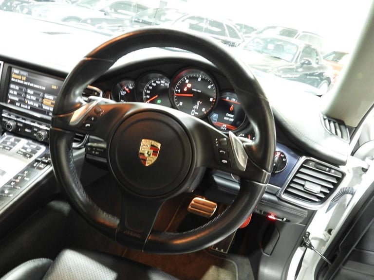 2013 63 PORSCHE PANAMERA 3.0D V6 HATCHBACK 5DR DIESEL TIPTRONICS EURO 5 (S/S) (2