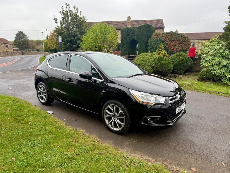 2015 Citroen DS4 1.6 e-HDi 115 DStyle Nav 5dr HATCHBACK Diesel Manual