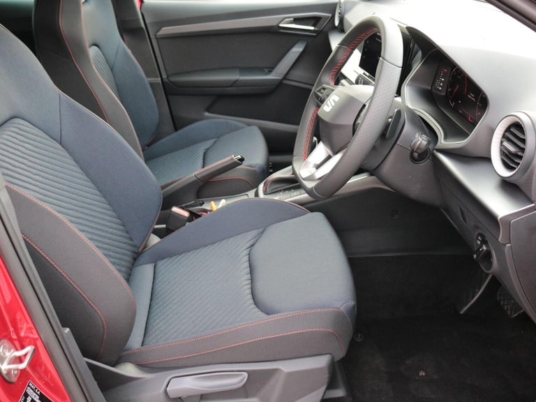  SEAT Arona 1.0 TSI FR Black Edition SUV 5dr Petrol DSG Euro 6 (s/s) (115 ps) Petrol Automatic