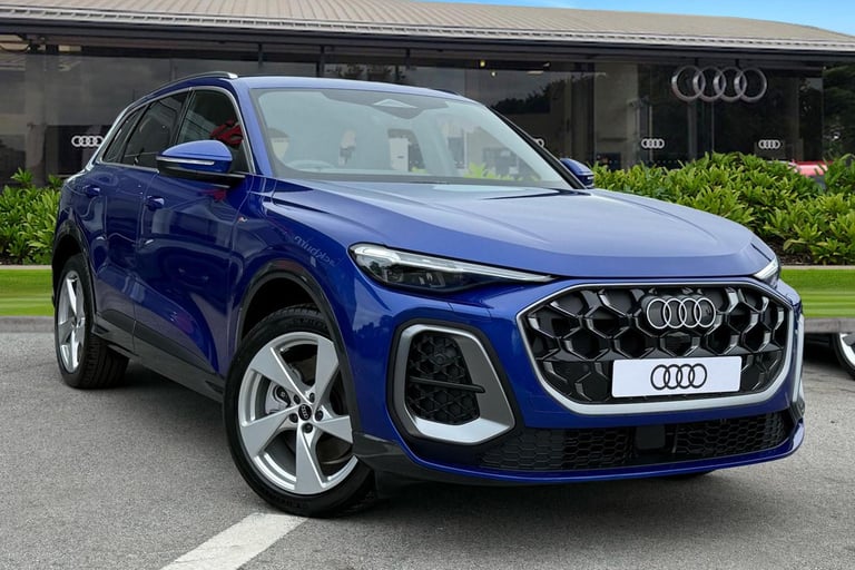 image for 2025 Audi Q5 2.0 TDI S line S Tronic quattro Euro 6 (s/s) 5dr SUV Automatic