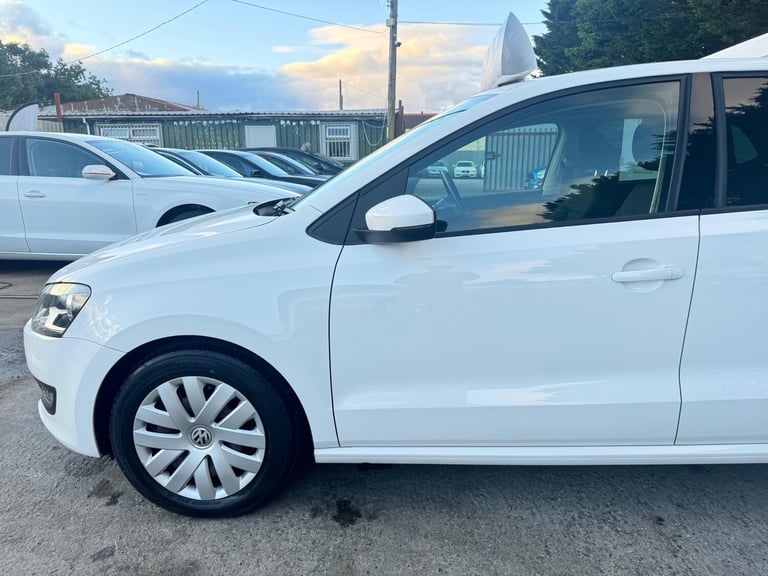 2013 Volkswagen Polo 1.2 TSi BLUEMOTION Hatchback Petrol Automatic