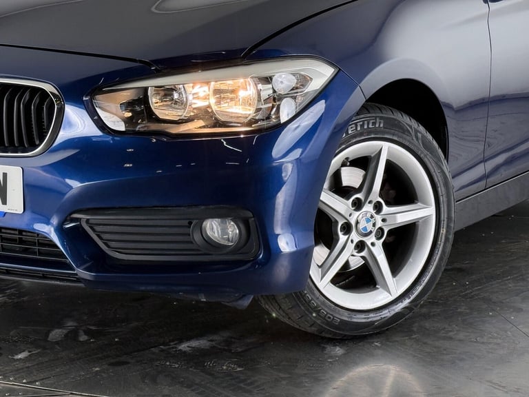 2018 BMW 1 Series 118i [1.5] SE 5dr [Nav/Servotronic] Step Auto HATCHBACK PETROL Automatic