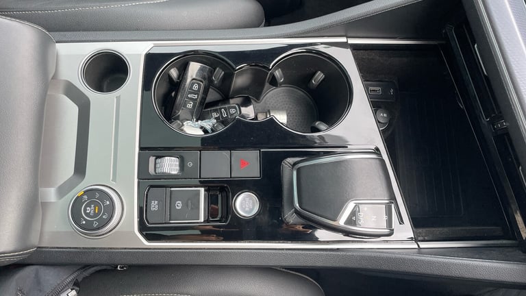 2018 Volkswagen Touareg 3.0 V6 TDI 4Motion R-Line Tech 5dr Tip Auto Diesel Estate Estate Diesel A...