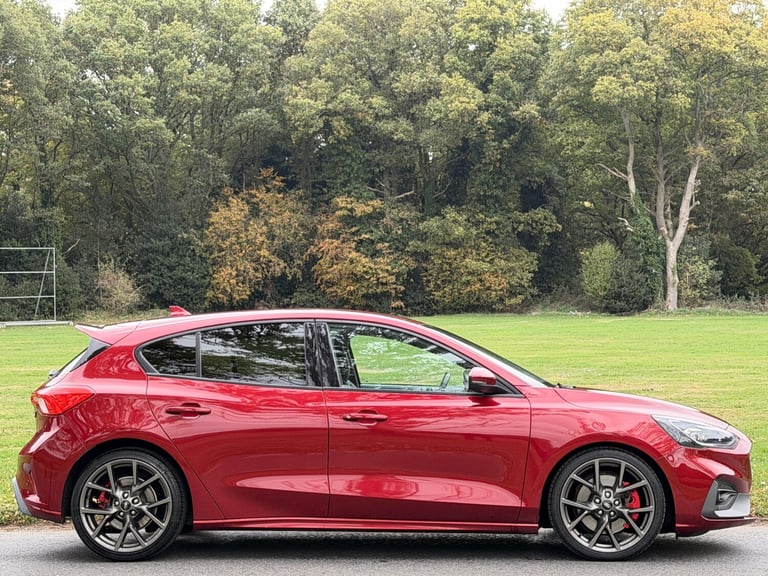 2020 [70] FORD FOCUS ST 2.0 ECOBLUE [190] ST RUBY RED DIESEL EVERY EXTRA EURO 6