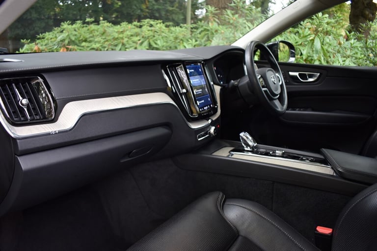 2021 Volvo XC60 B5 INSCRIPTION+Panoramic Sunroof Estate Petrol/Ele Automatic