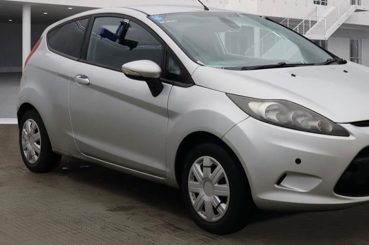 ( DIESEL - £20 TAX ) FORD FIESTA TDCI 1.6 *MOT- JUNE 2026 *like vauxhall astra corsa focus mazda 2