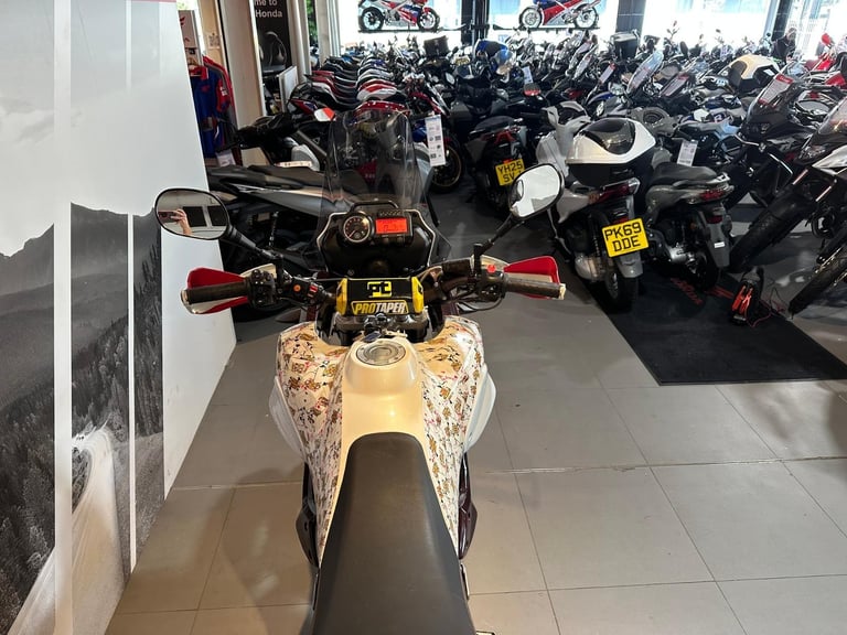 Yamaha XT 660 2012 with only 6368 miles + Full Luggage 