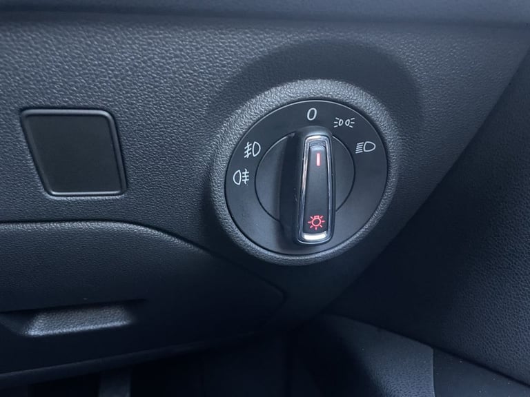 2015 SEAT Leon 2.0 TDI FR 5dr [Technology Pack] ESTATE DIESEL Manual