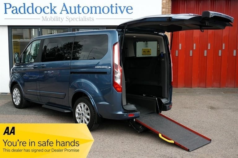 image for Ford Tourneo Custom 320 TITANIUM ECOBLUE, Automatic, Disabled, Wheelchair