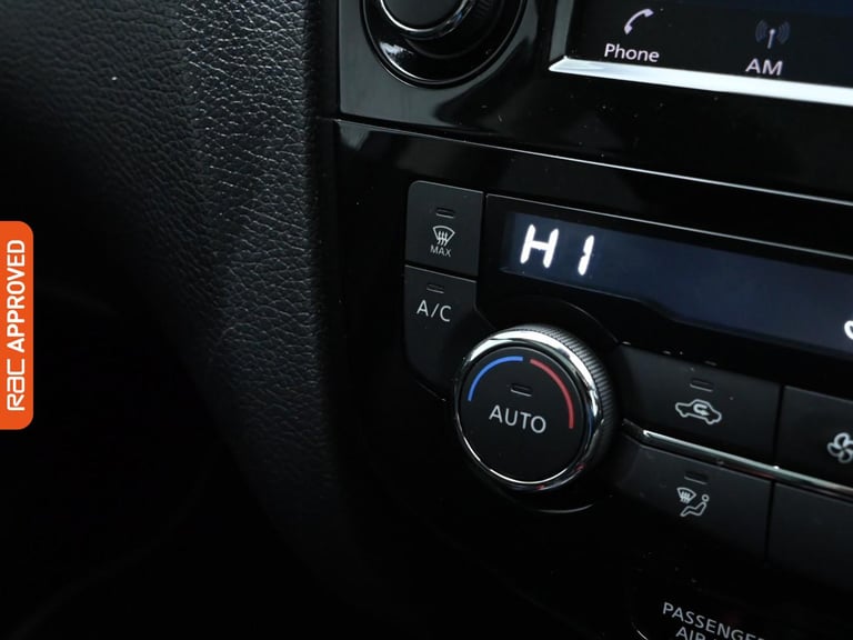 2019 Nissan Qashqai 1.3 DiG-T Tekna 5dr HATCHBACK PETROL Manual