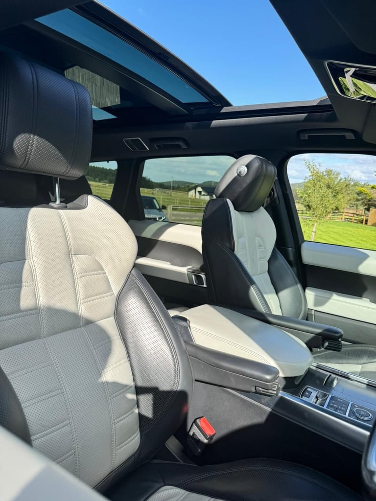 LAND ROVER RANGE ROVER SPORT 3.0 SD V6 Autobiography Dynamic 2015