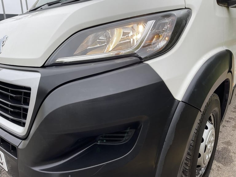 2020 Peugeot Boxer 2.2 BlueHDi 435 Professional L4 H2 Euro 6 (s/s) 5dr PANEL VAN Diesel Manual