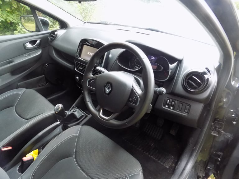 2018 Renault Clio 0.9 TCE 75 Iconic 5dr HATCHBACK Petrol Manual