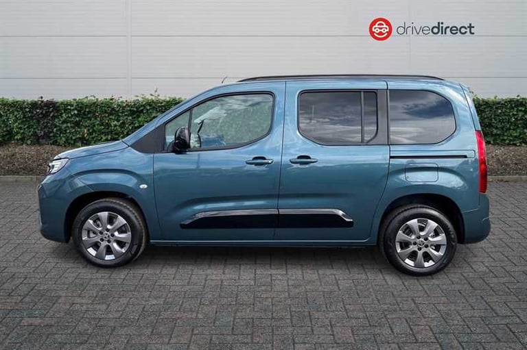 2024 Vauxhall Combo Life Electric 50kWh Ultimate MPV 5dr Electric Auto (7.4kW Charger) (136 ps) M...