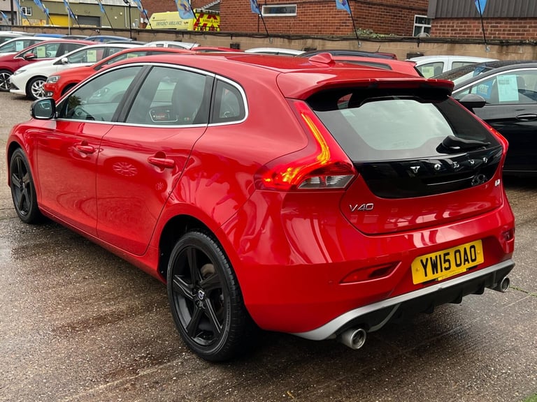 2015 Volvo V40 2.0 D4 R-Design Nav Hatchback 5dr Diesel Manual Euro 6 (s/s) (190 ps) HATCHBACK Di...