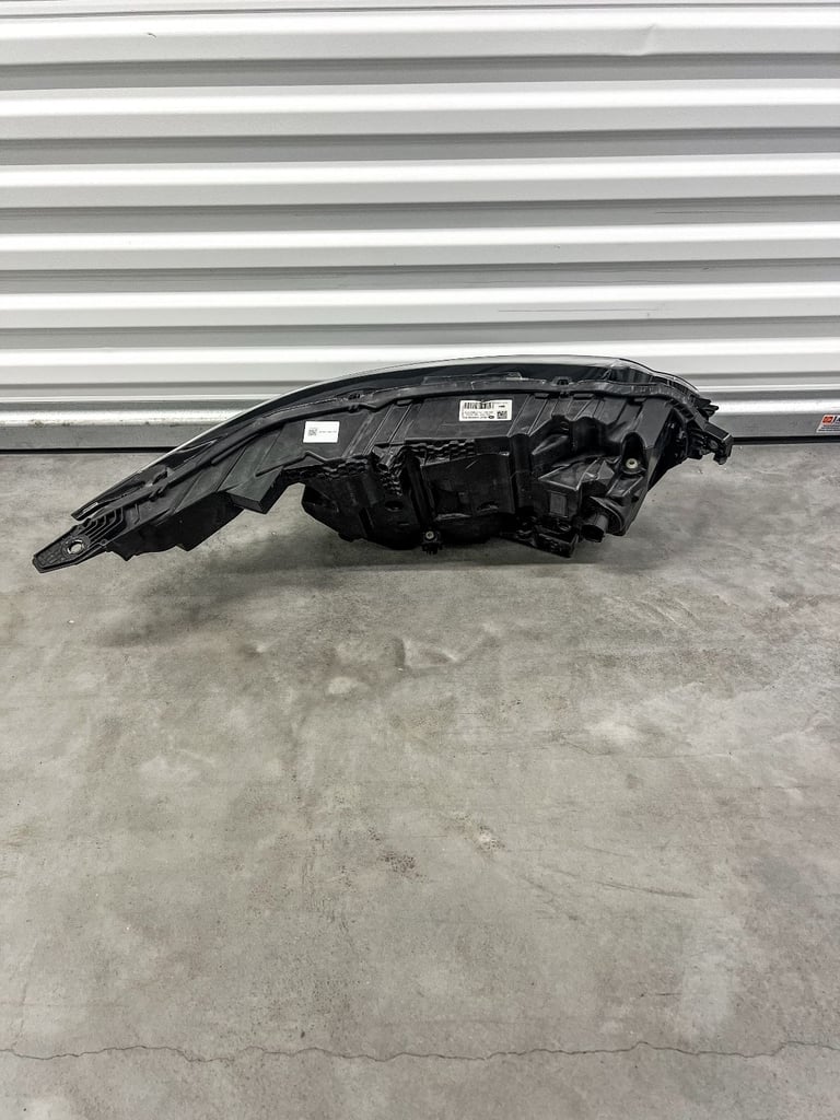 GENUINE Range Rover Velar L560 2017-24 LED Headlight Left J8A2-13W030-AF