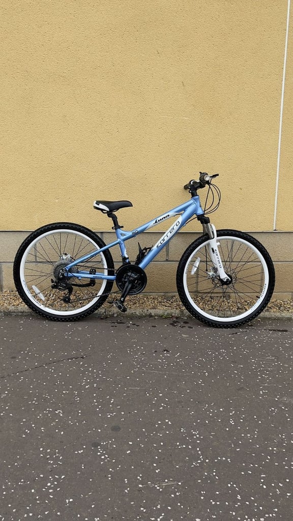 image for Carrera Luna Mountain Bike