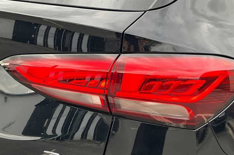 2025 MG MG ZS 1.5 Hybrid+ Trophy SUV 5dr Petrol Hybrid Auto Euro 6 (s/s) (196 ps) SUV Hybrid Auto...