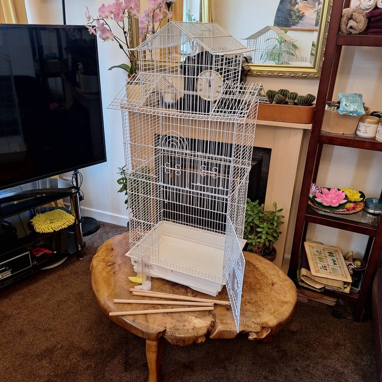 image for Large Tall White Metal Bird Cage Suitable For Budgies, Canaries, Finches etc