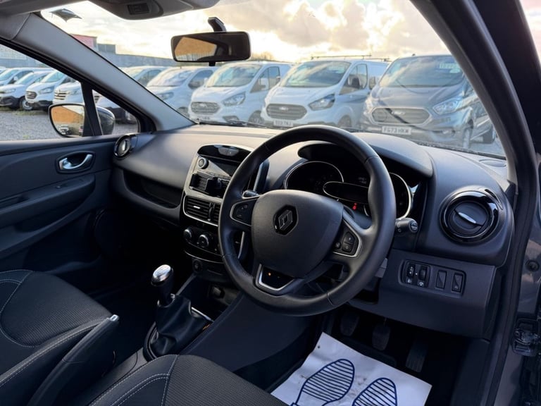 2025 Renault Clio 1.5 dCi 90 Play 5dr Hatchback DIESEL Manual