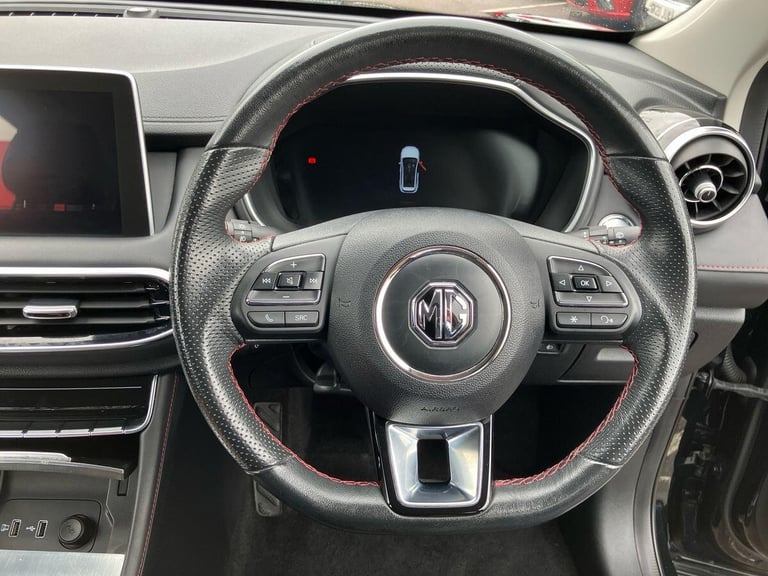 2022 MG MG HS EXCITE DCT ESTATE Petrol Automatic