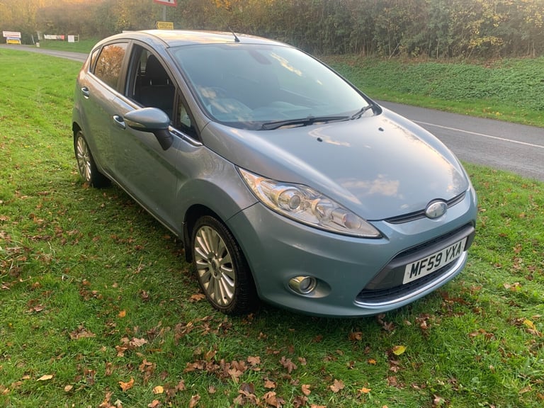 2009 Ford Fiesta 1.4 Titanium 5dr HATCHBACK Petrol Manual