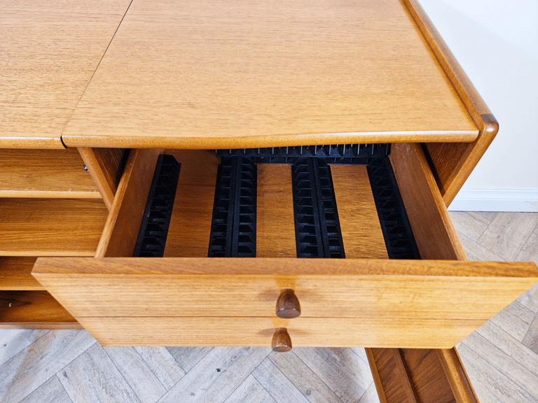 Parker Knoll Vintage Mid Century Medium Teak Entertainment Unit LP Record Player Cabinet BL715