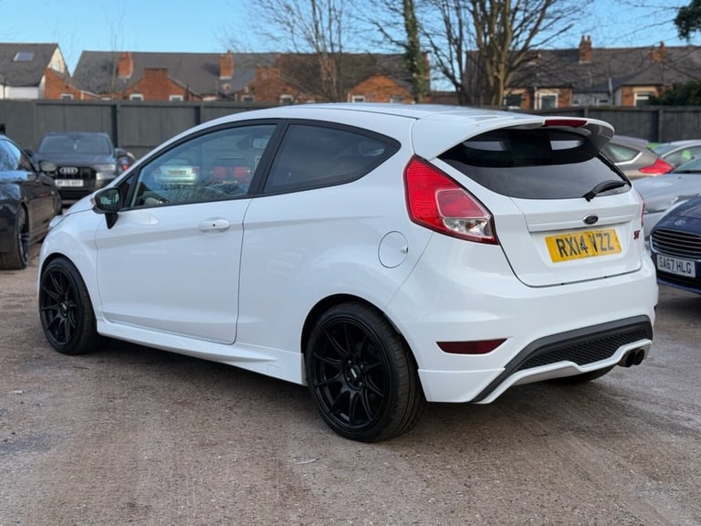 2014 Ford Fiesta 1.6 EcoBoost ST-2 3dr HATCHBACK PETROL Manual