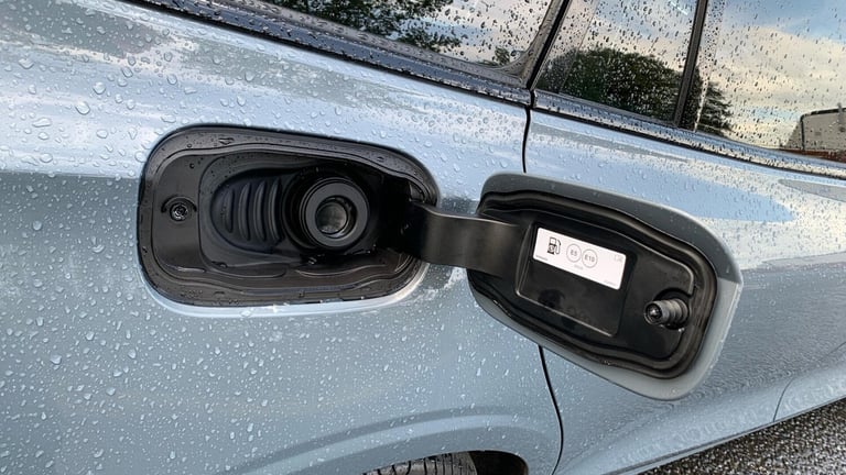 2023 Volvo V60 2.0 B4 MHEV Plus DCT Auto Euro 6 (s/s) 5dr ESTATE Petrol/Electric Hybrid Automatic