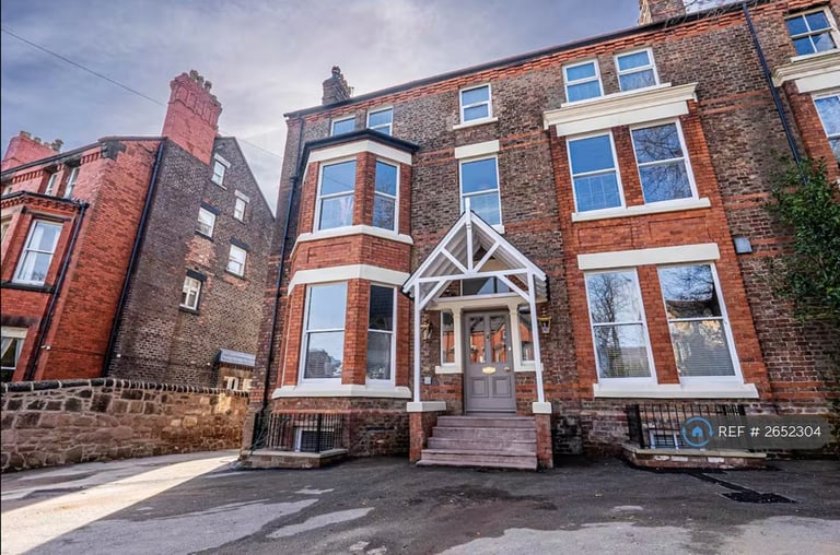 1 bedroom flat in Croxteth Road, Liverpool, L8 (1 bed) (#2652304)