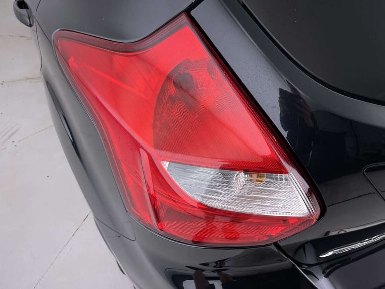 2014 Ford Focus 1.0 Focus Zetec T 5dr Hatchback Petrol Manual