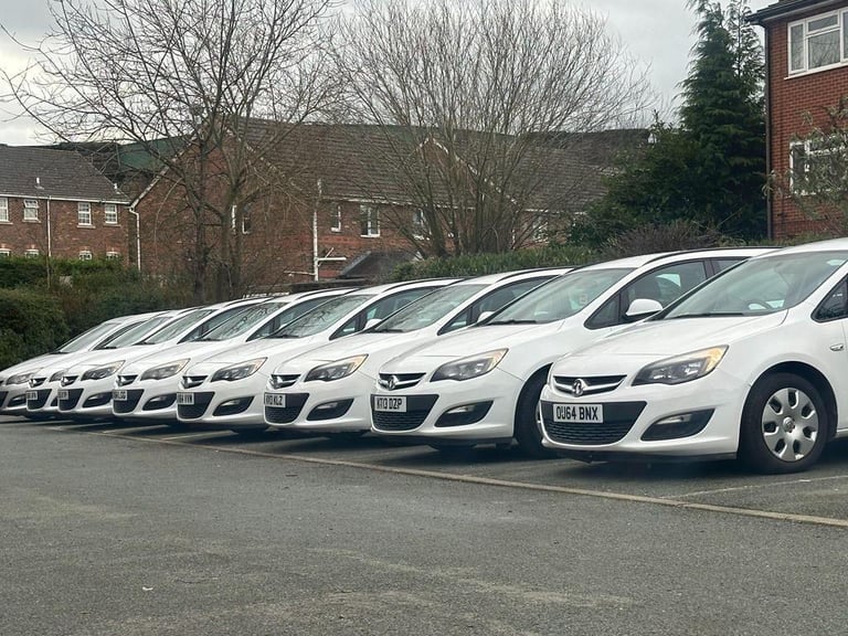 image for 2015 Vauxhall Astra 1.6 CDTi BlueInjection Design Sports Tourer Euro 6 (s/s) 5dr ESTATE Diesel Ma...