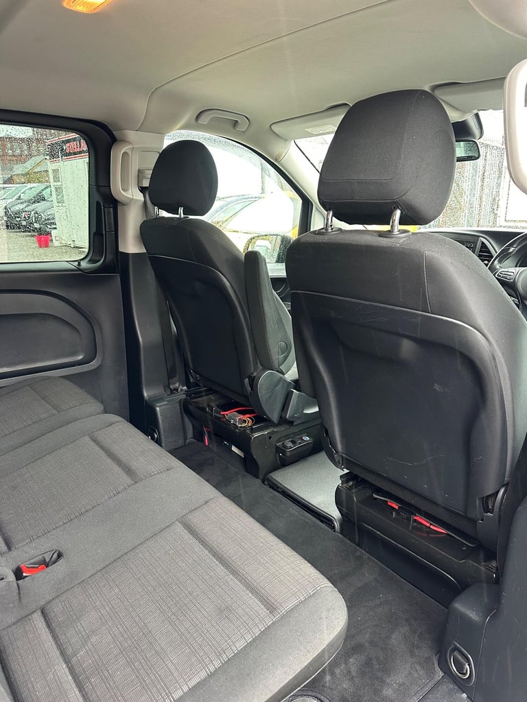  Mercedes-Benz Vito 2.1 114 CDI BlueTEC Crew Van RWD L1 Euro 6 (s/s) 5dr Diesel Manual