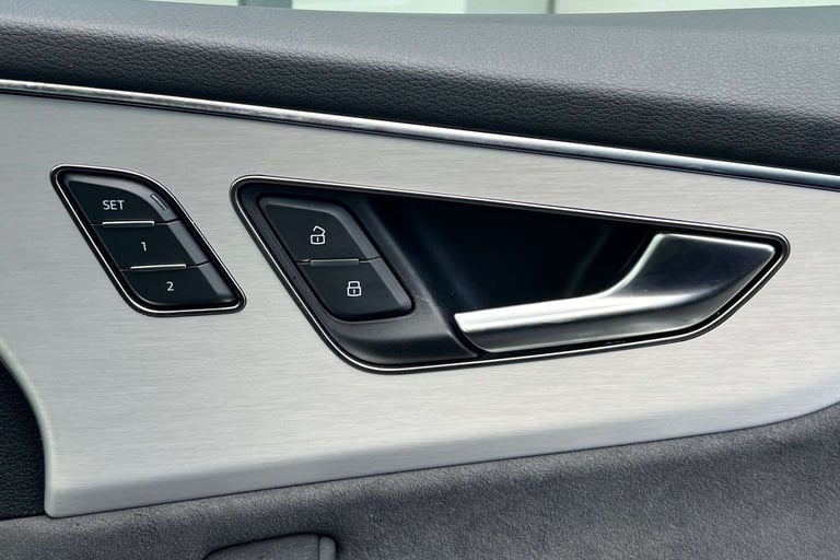 2025 Audi Q8 55 TFSI Quattro S Line 5dr Tiptronic ESTATE PETROL Automatic