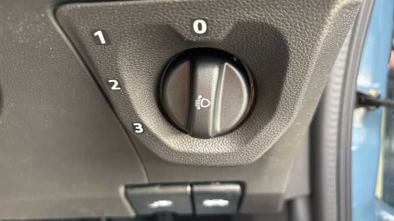 2025 Dacia Spring 27kWh Expression 65 48kW 5dr Auto Electric Hatchback Hatchback Electric Automatic