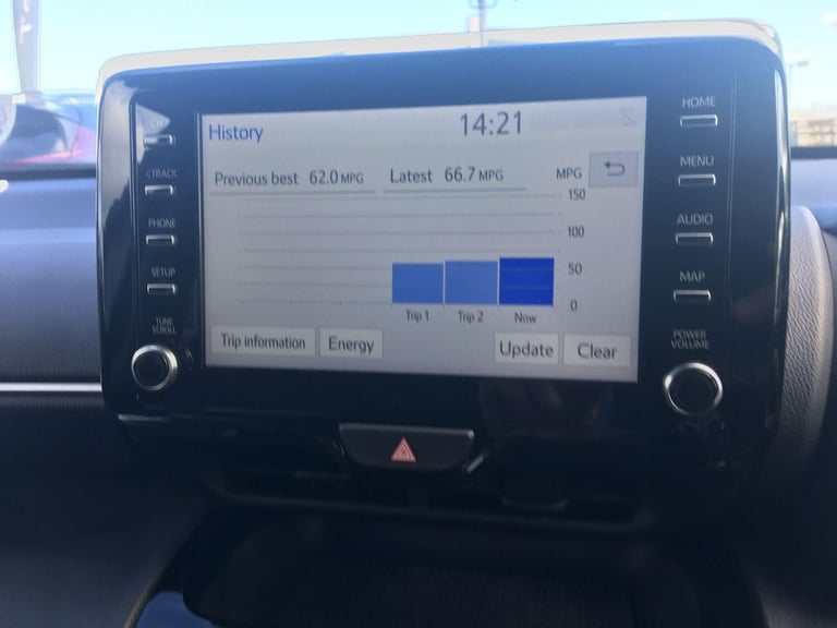 2023 Toyota Yaris Cross 1.5 VVT-h Icon SUV 5dr Petrol Hybrid E-CVT Euro 6 (s/s) (116 ps) HATCHBAC...