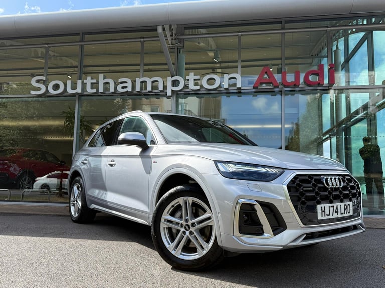 image for 2024 Audi Q5 2.0 TFSIe 50 S line SUV 5dr Petrol Plug-in Hybrid S Tronic quattro Euro 6 ( ESTATE P...