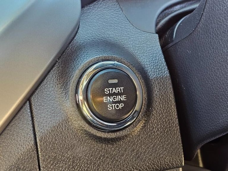 2015 Ssangyong Tivoli 1.6 e-XGi ELX Euro 6 (s/s) 5dr HATCHBACK Petrol Manual