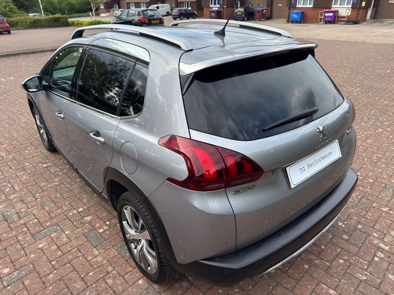 2016 Peugeot 2008 1.2 PureTech Allure EAT Euro 6 (s/s) 5dr HATCHBACK Petrol Automatic