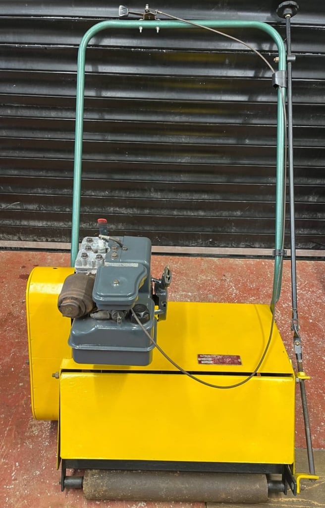 image for Sisis Roto Rake 20” commercial scarifier petrol aerator moss removal lawnmower mower trimmer 